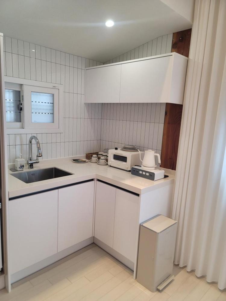Gyeong-Ju Stayangim Gyeongju Habitación foto